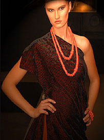 Model Franziska Schiffer auf dem Laufsteg zur Modewoche